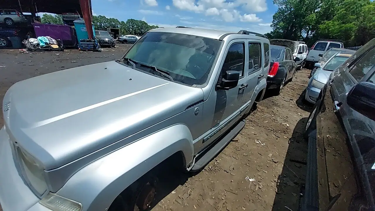 Photo of 2008 Jeep Liberty