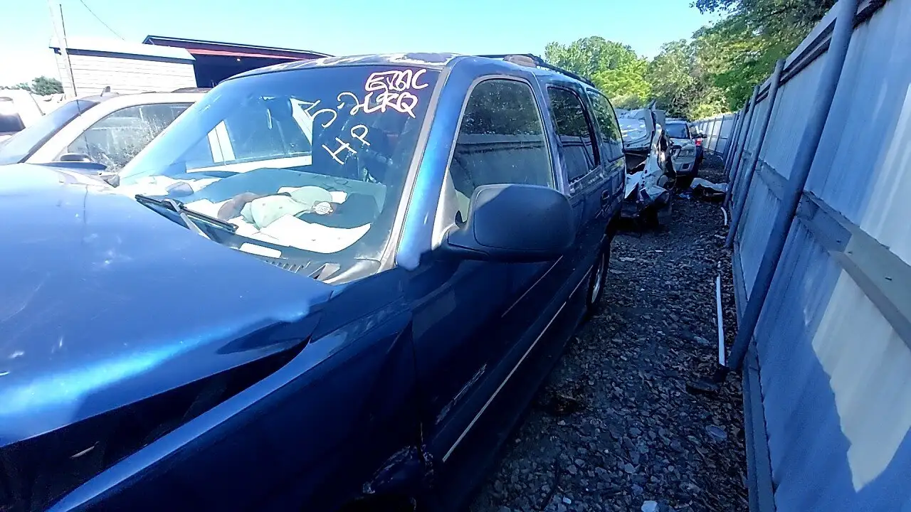 Photo of 2002 Chevrolet Tahoe