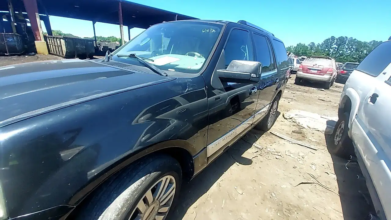 Photo of 2009 Lincoln Navigator