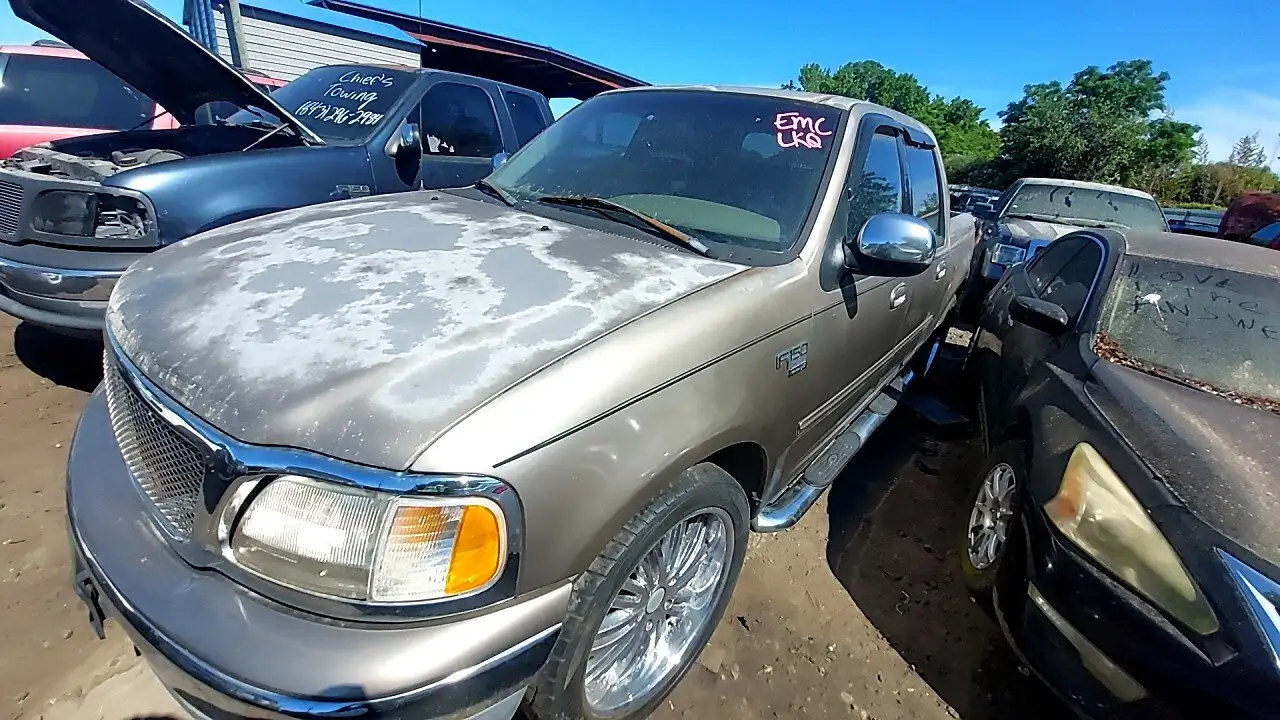 Photo of 2001 Ford F-150