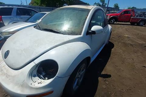 Photo of 2008 Volkswagen Beetle