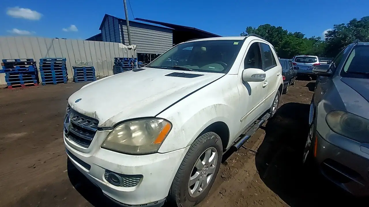 Photo of 2007 Mercedes-Benz Ml350