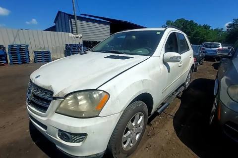 Photo of 2007 Mercedes-Benz Ml350