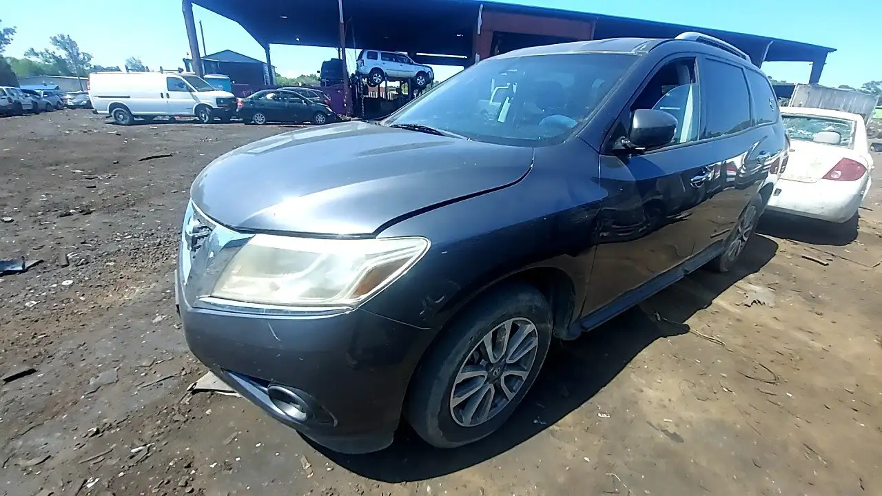 Photo of 2014 Nissan Pathfinder