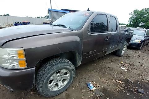 Photo of 2008 Chevrolet Silverado 1500