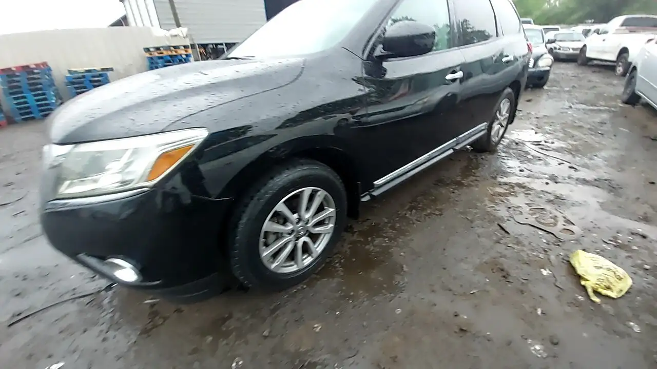 Photo of 2014 Nissan Pathfinder