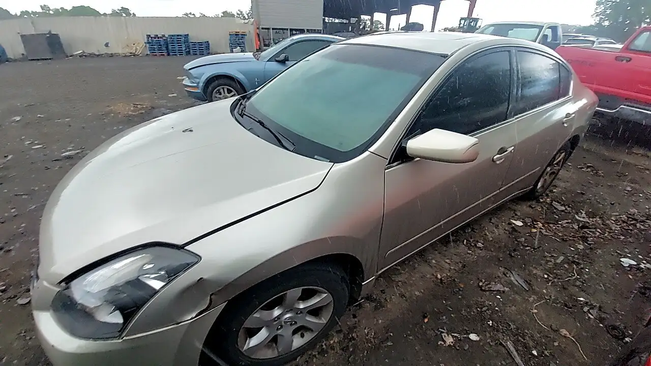 Photo of 2009 Nissan Altima