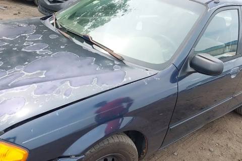 Photo of 1999 Mazda Protege