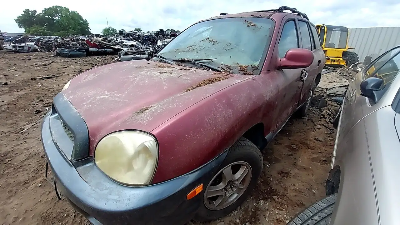 Photo of 2004 Hyundai Santa Fe