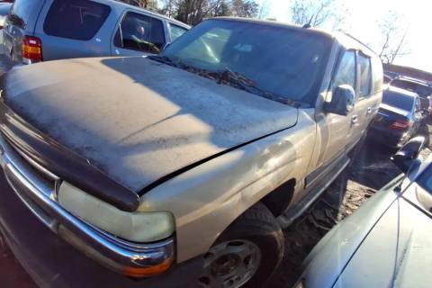 Photo of 2005 Chevrolet Suburban 1500