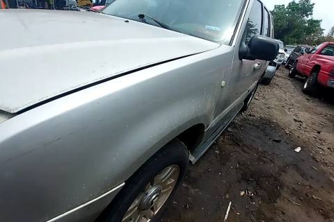 Photo of 2003 Mercury Mountaineer