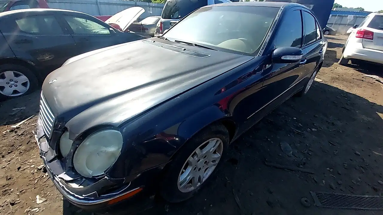 Photo of 2003 Mercedes-Benz E320