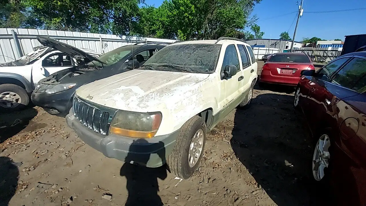 Photo of 2002 Jeep Grand Cherokee