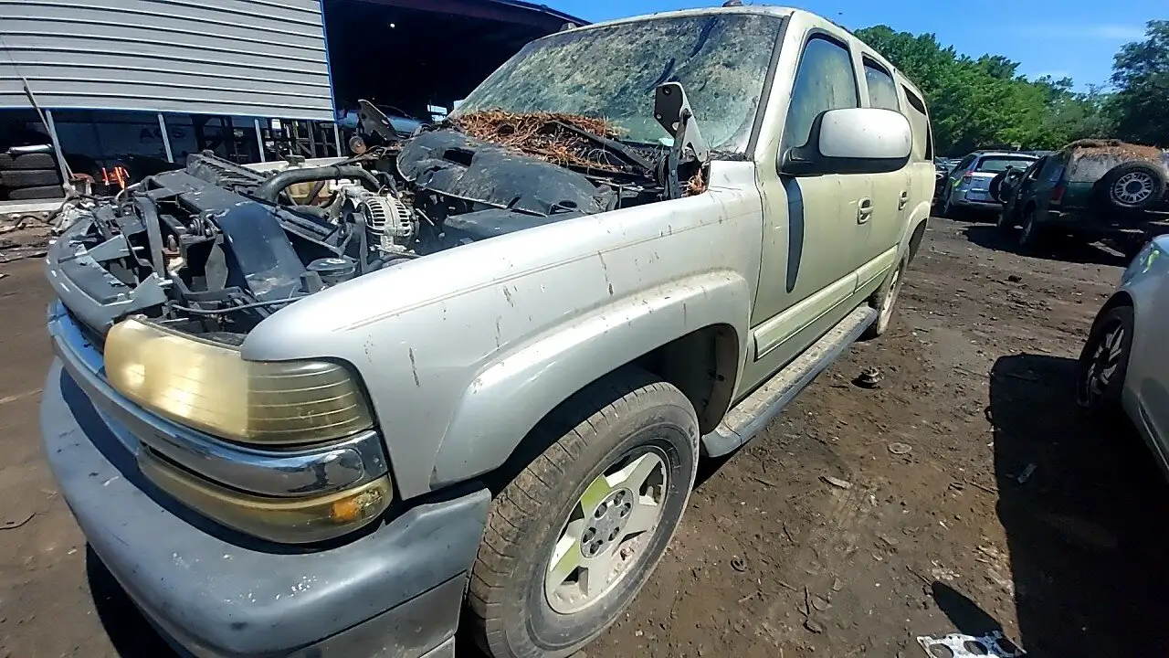 Photo of 2005 Chevrolet Suburban 1500