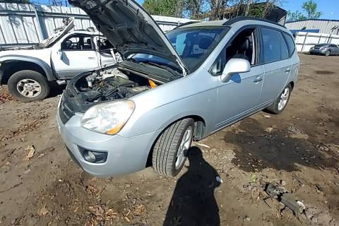 Photo of 2008 Kia Rondo