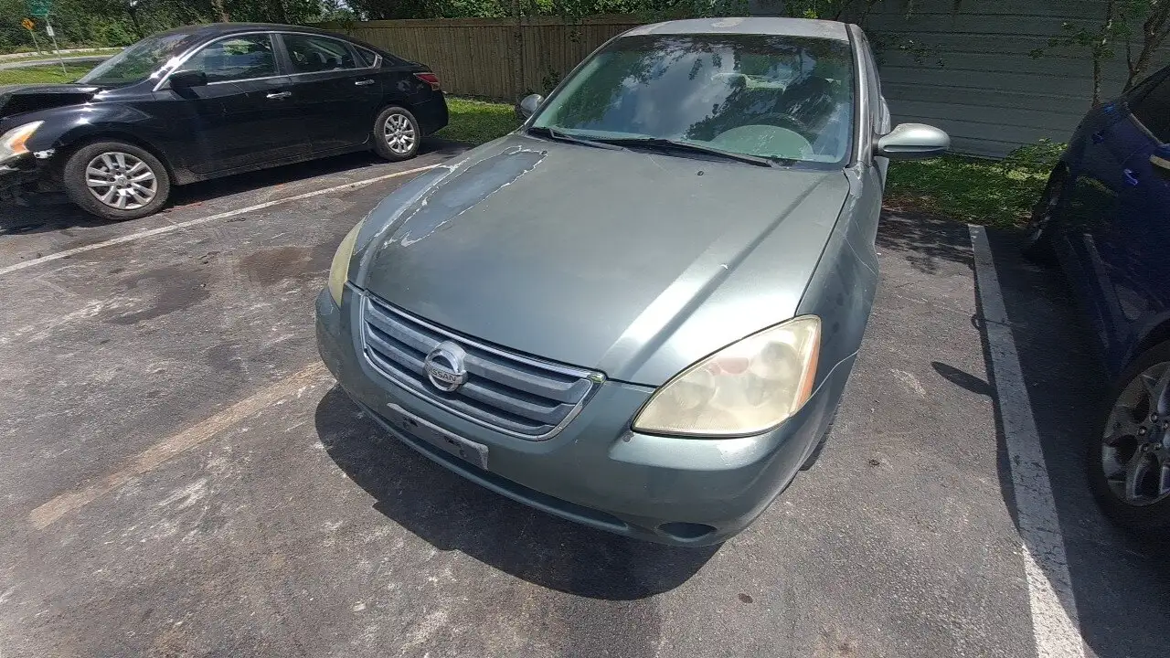 Photo of 2004 Nissan Altima