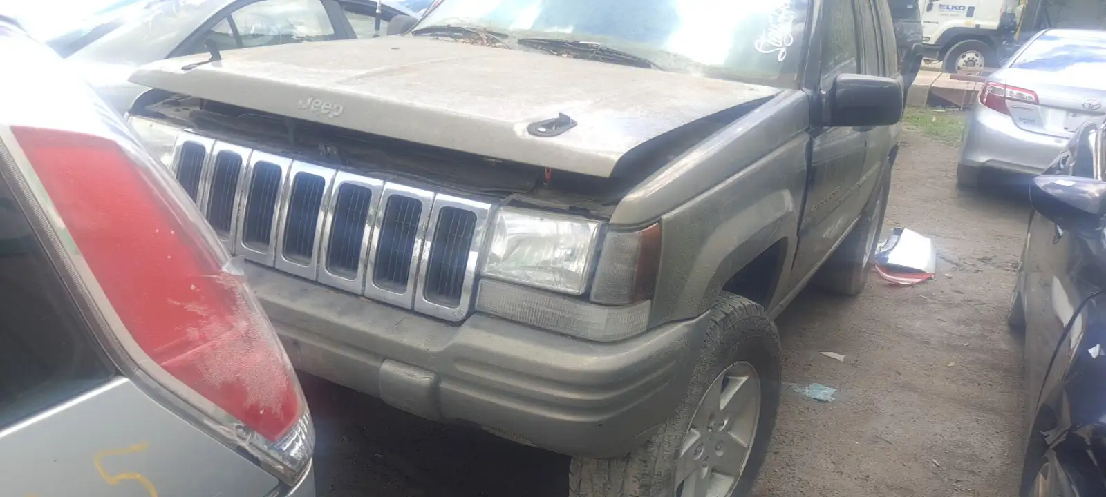 Photo of 1998 Jeep Grand Cherokee