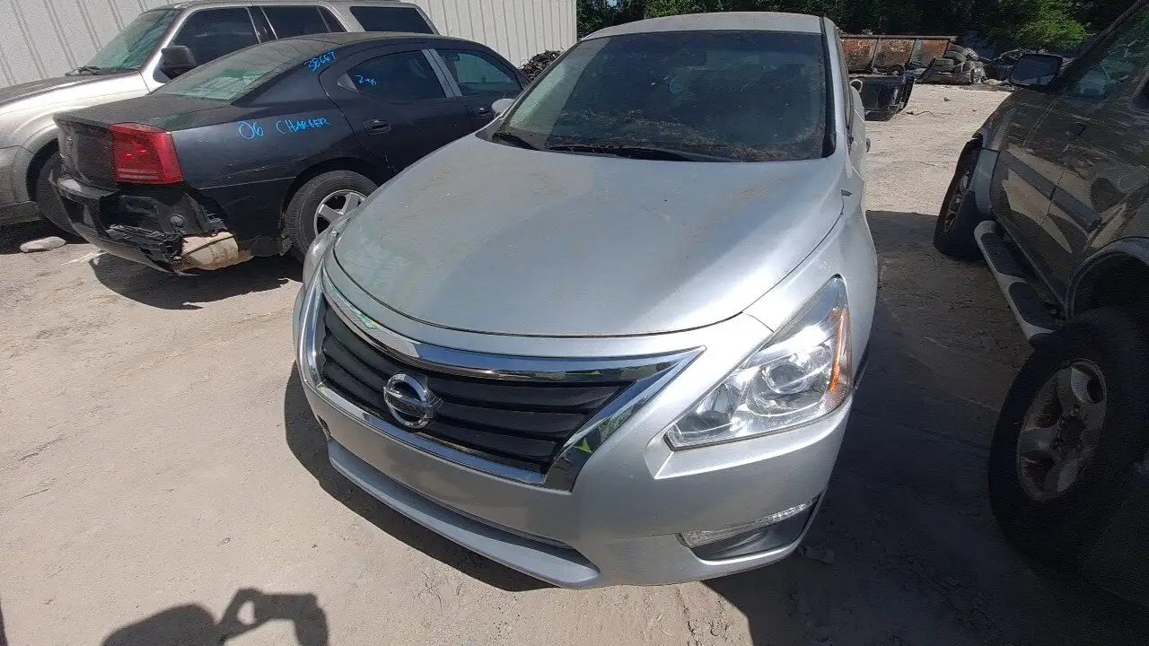 Photo of 2015 Nissan Altima