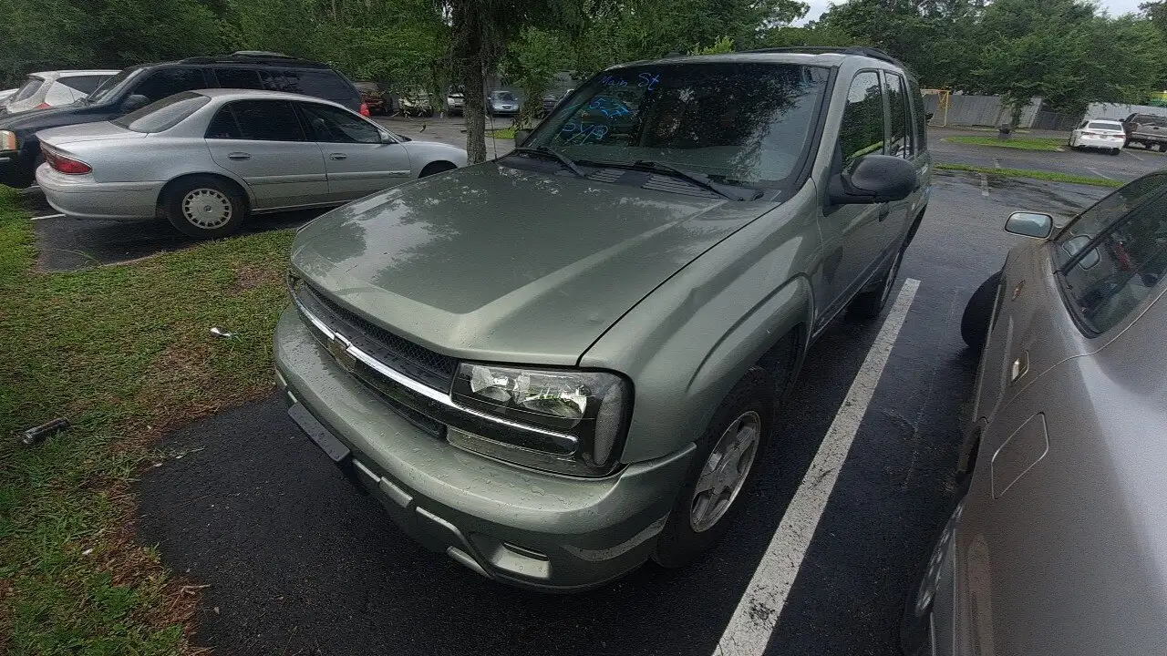 Photo of 2004 Chevrolet Trailblazer