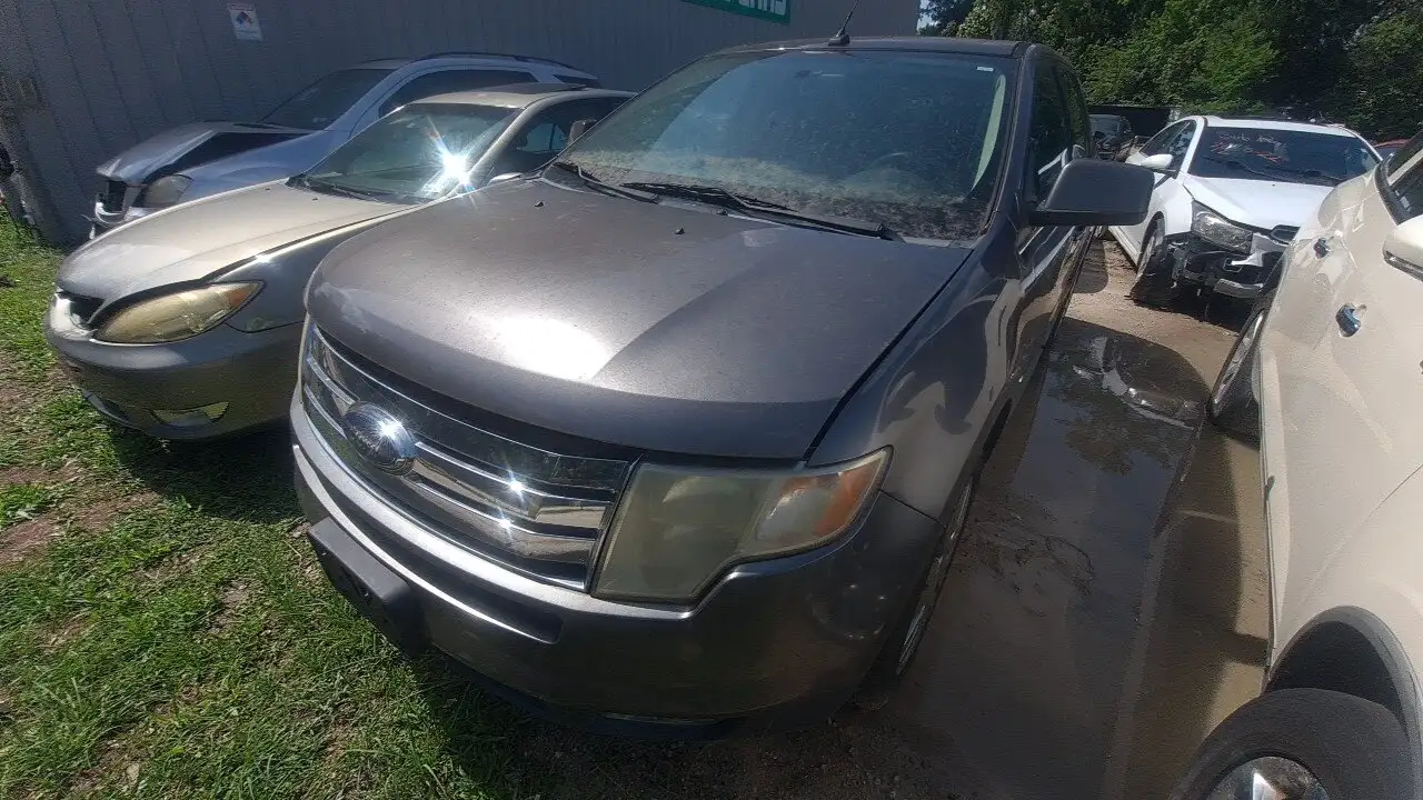 Photo of 2010 Ford Edge
