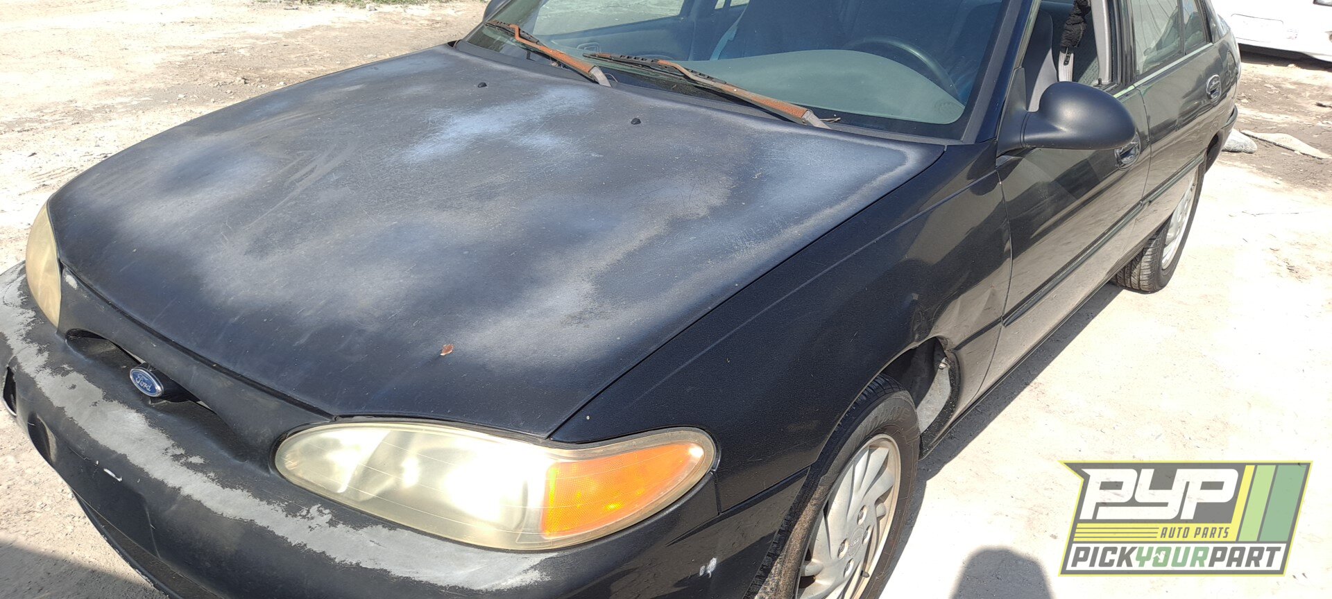 Photo of 1999 Ford Escort