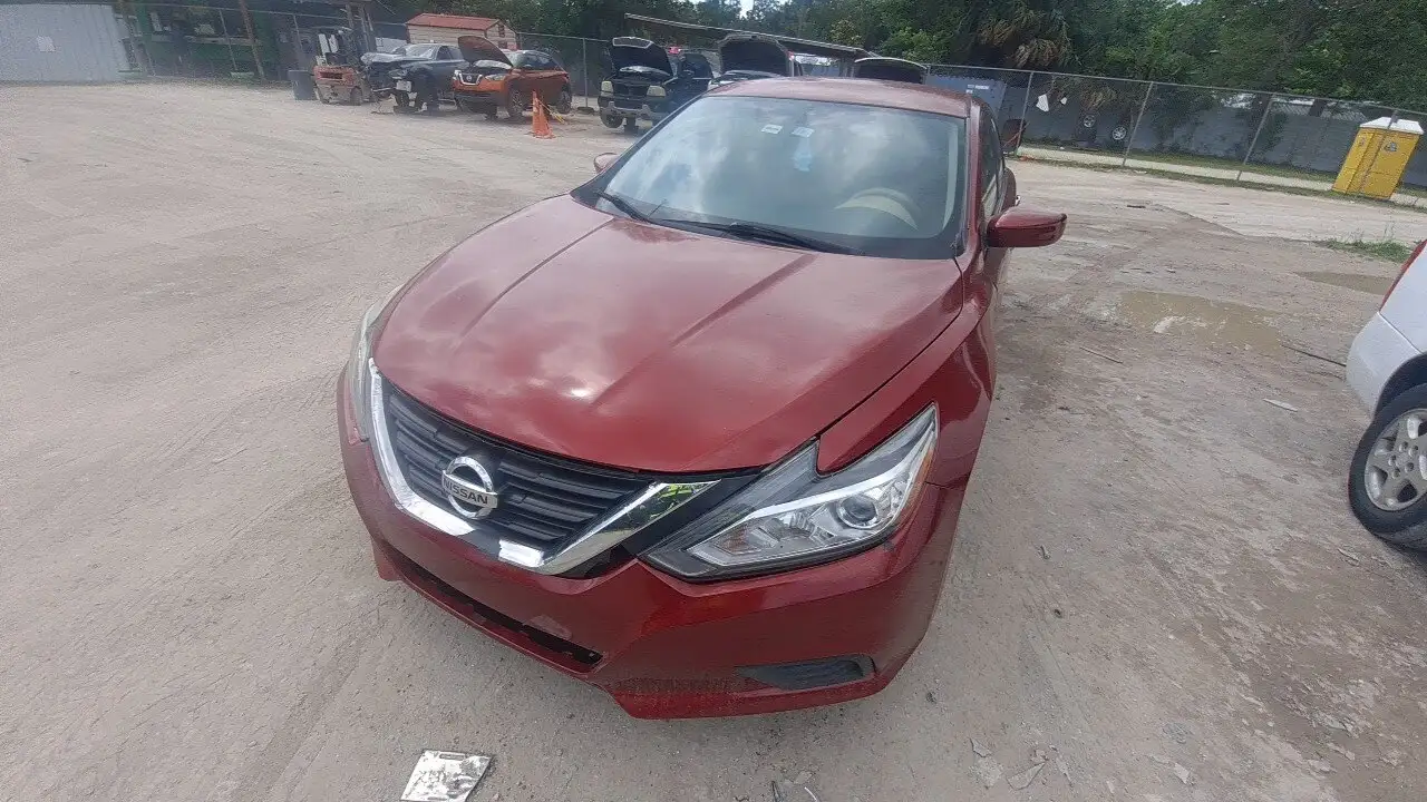 Photo of 2016 Nissan Altima