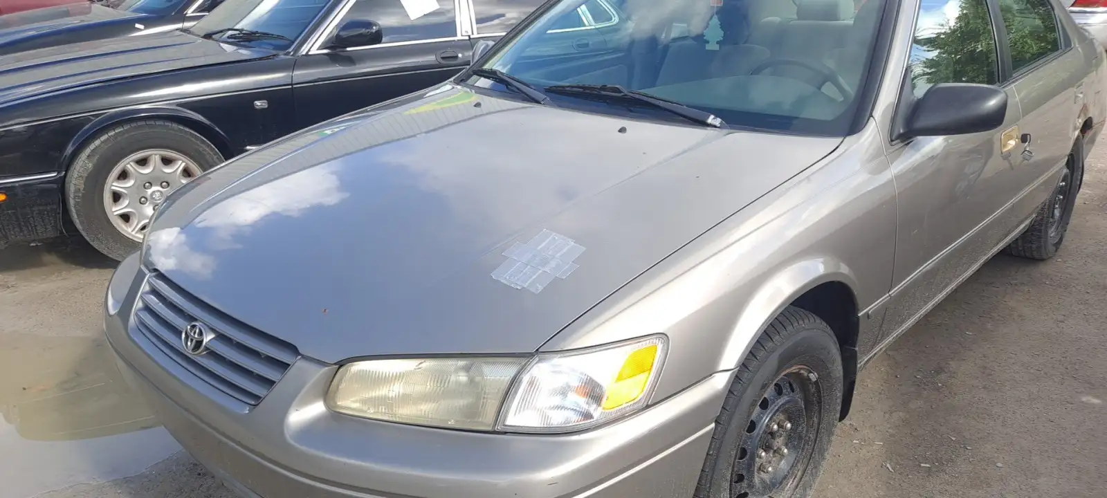 Photo of 1998 Toyota Camry
