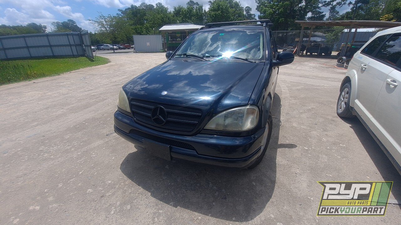 Photo of 2000 Mercedes-Benz Ml320