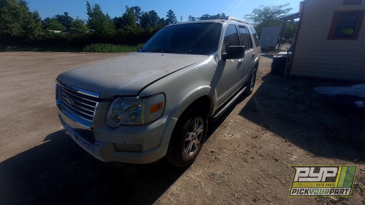 Photo of 2010 Ford Explorer