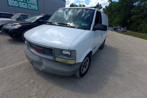 Photo of 2004 Gmc Safari