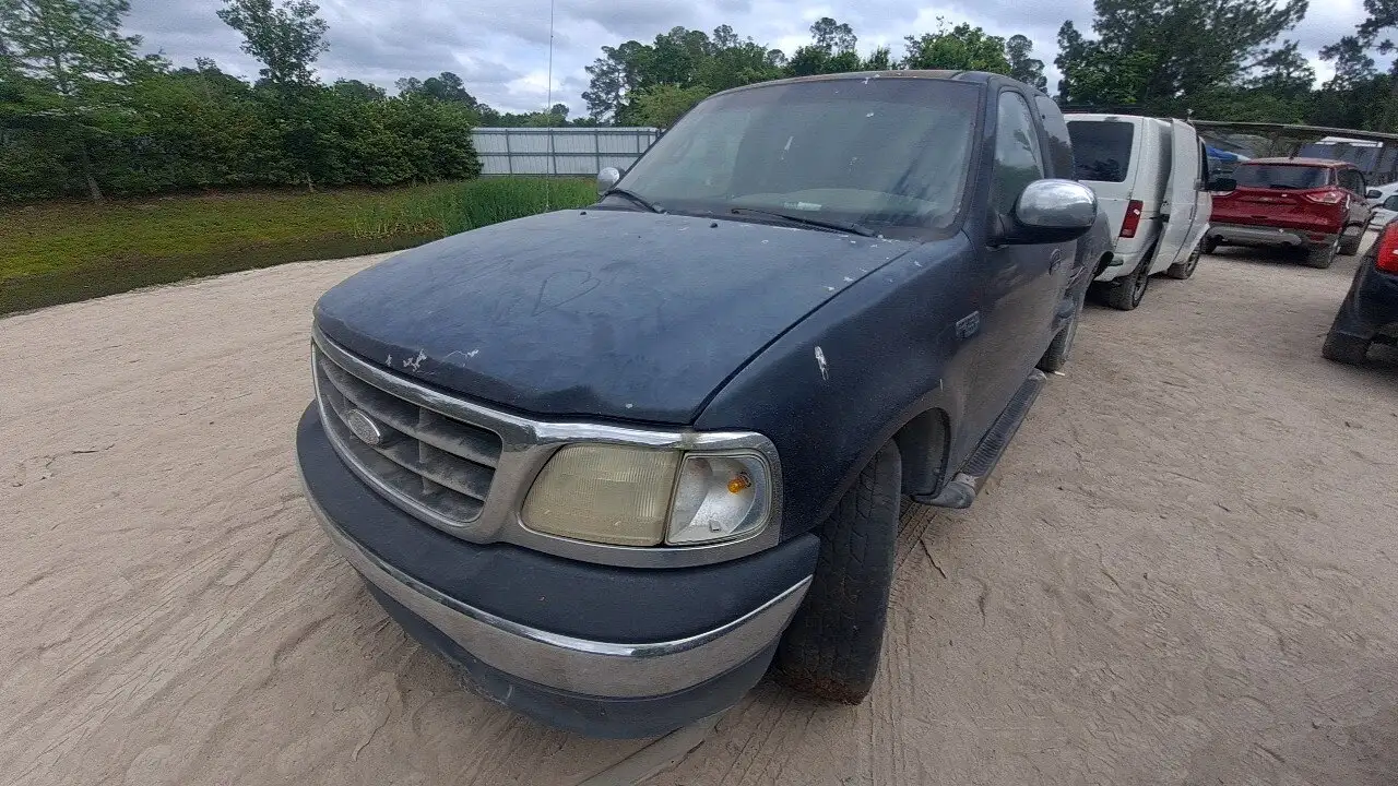 Photo of 2000 Ford F-150