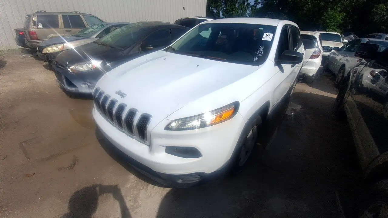 Photo of 2014 Jeep Cherokee