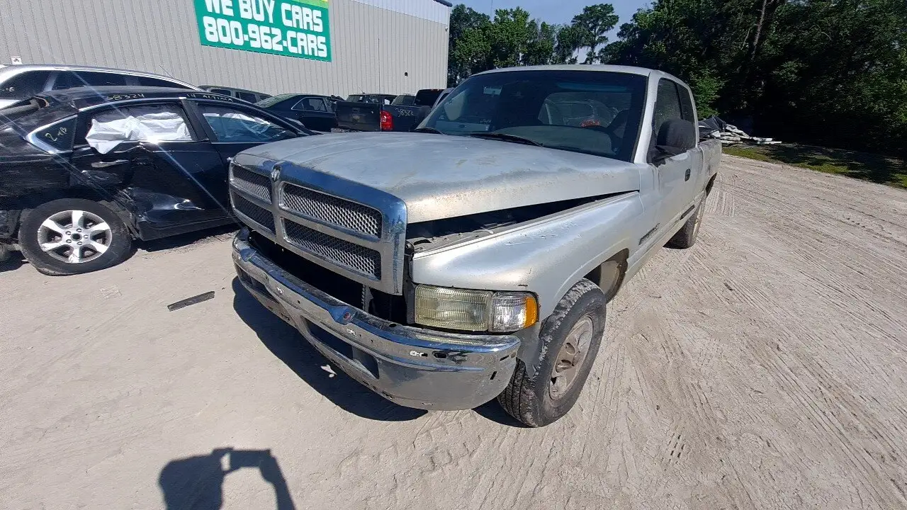 Photo of 2001 Dodge Ram 1500