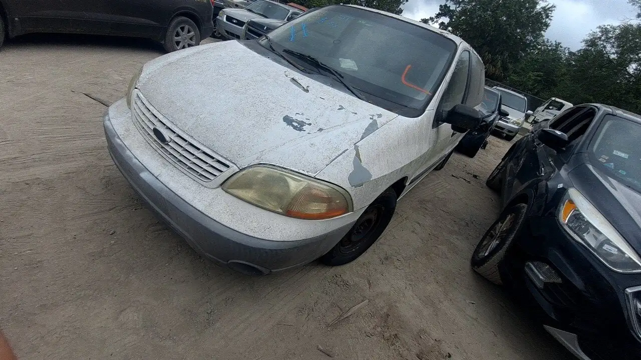 Photo of 2001 Ford Windstar