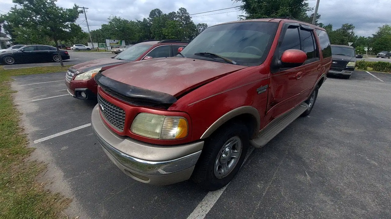 Photo of 2002 Ford Expedition