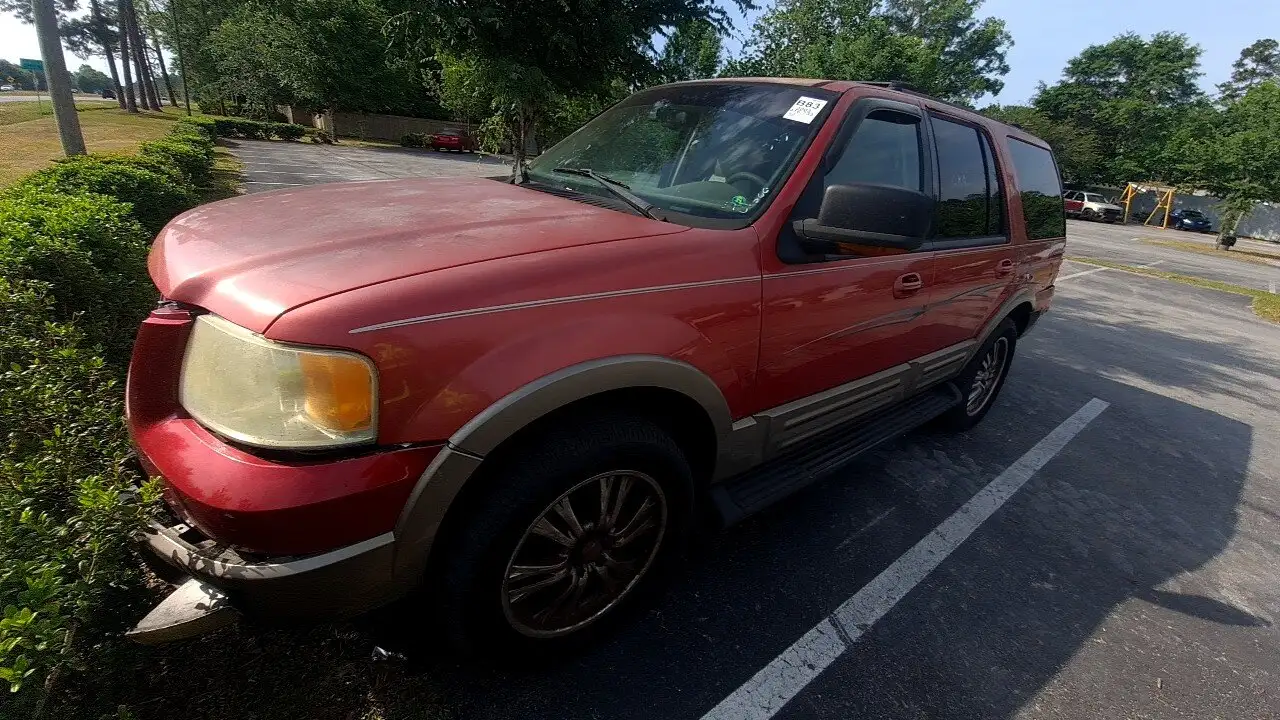 Photo of 2003 Ford Expedition