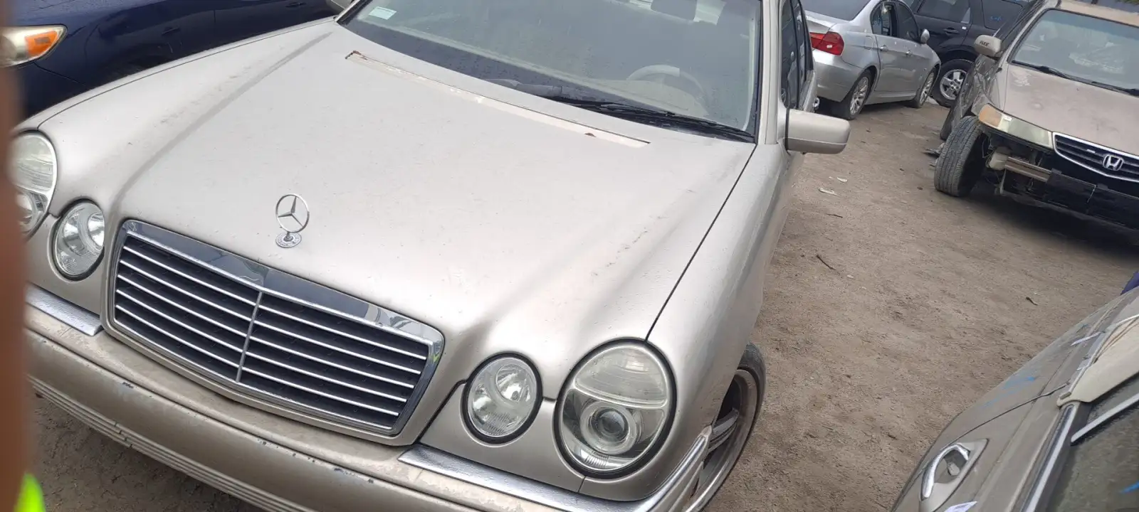 Photo of 1999 Mercedes-Benz E430