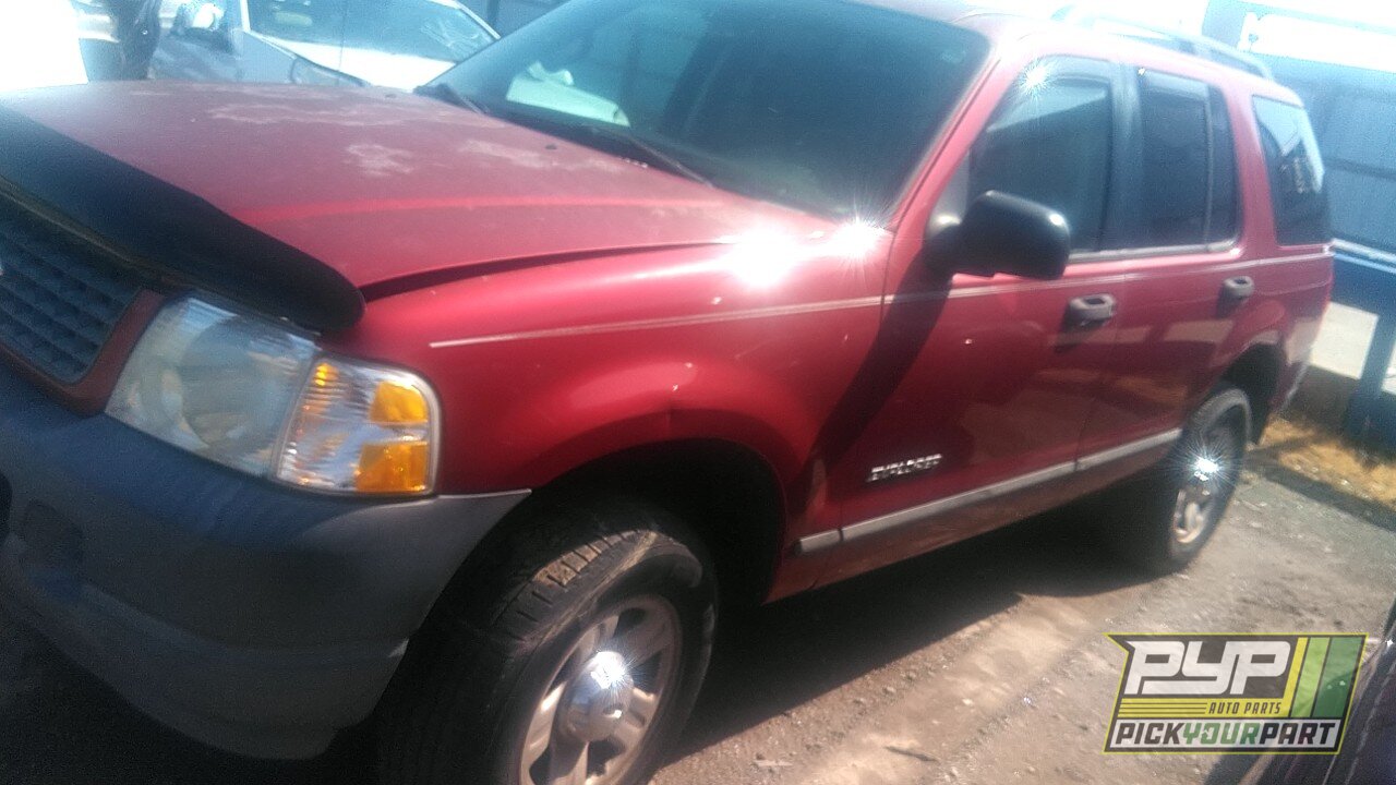 Photo of 2004 Ford Explorer