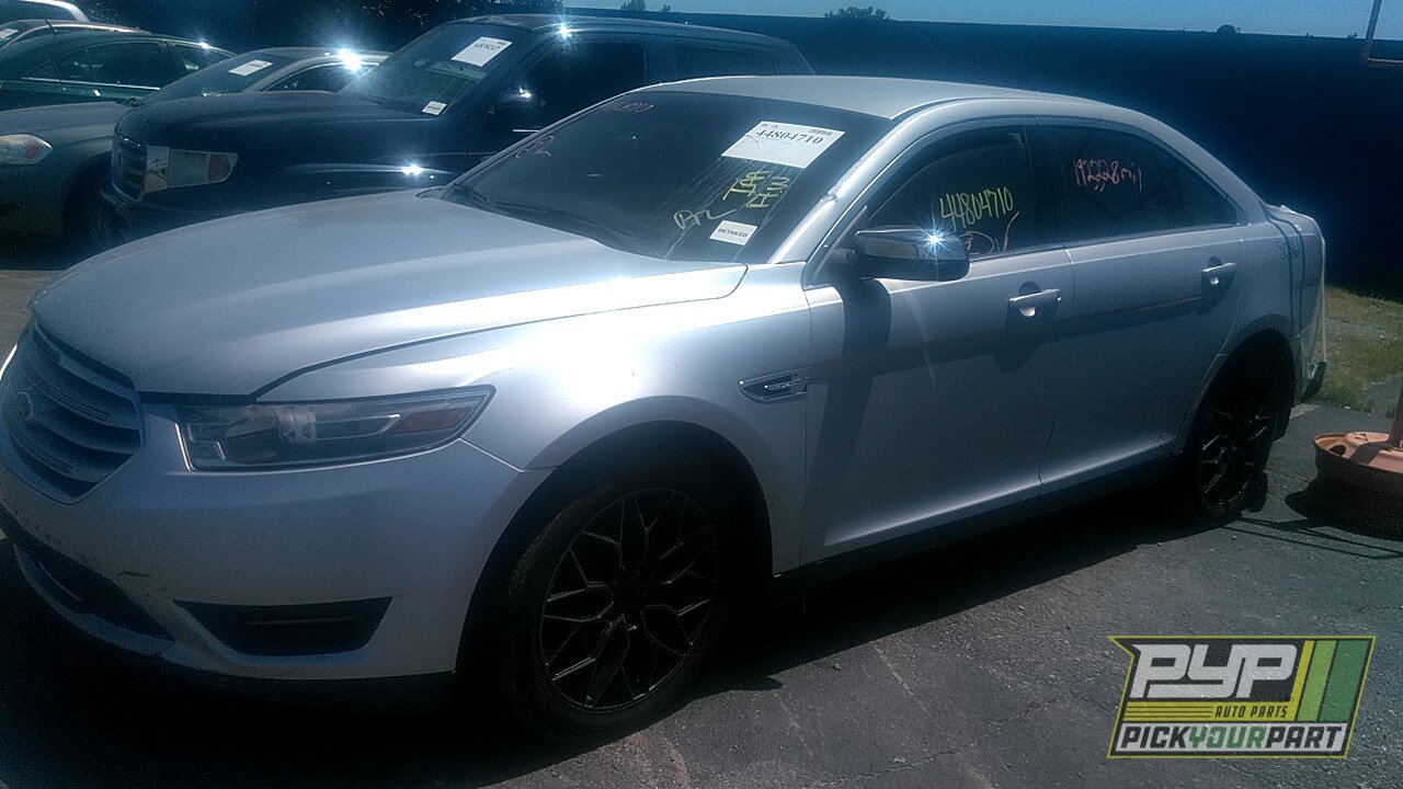 Photo of 2013 Ford Taurus
