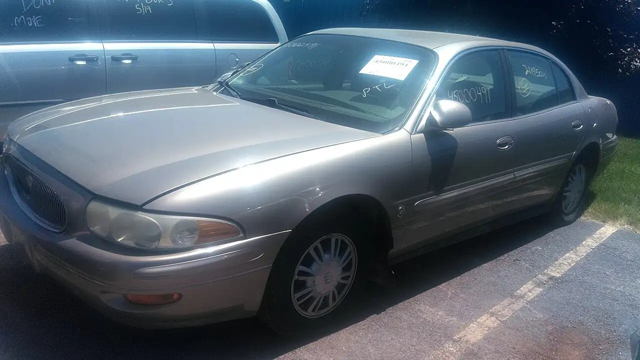 Photo of 2003 Buick Lesabre