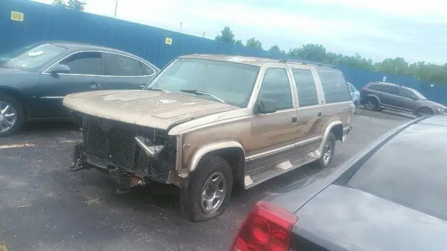 Photo of 1993 Gmc K1500 Suburban