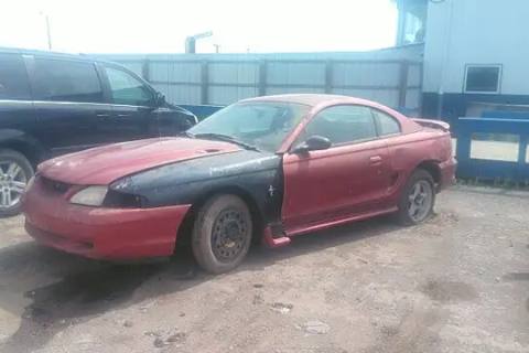 Photo of 1998 Ford Mustang