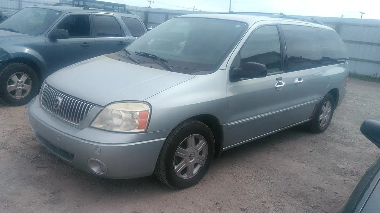 Photo of 2005 Mercury Monterey