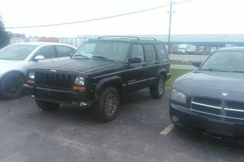 Photo of 1998 Jeep Cherokee