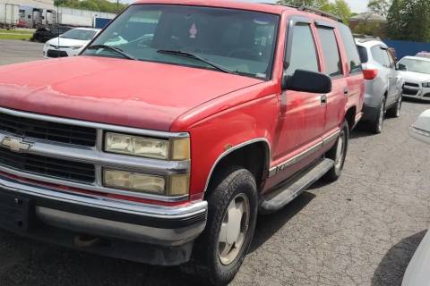 Photo of 1999 Chevrolet Tahoe
