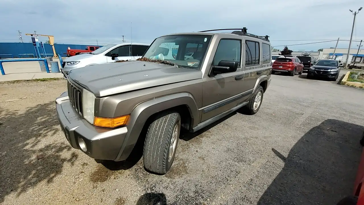 Photo of 2006 Jeep Commander