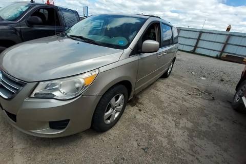 Photo of 2009 Volkswagen Routan