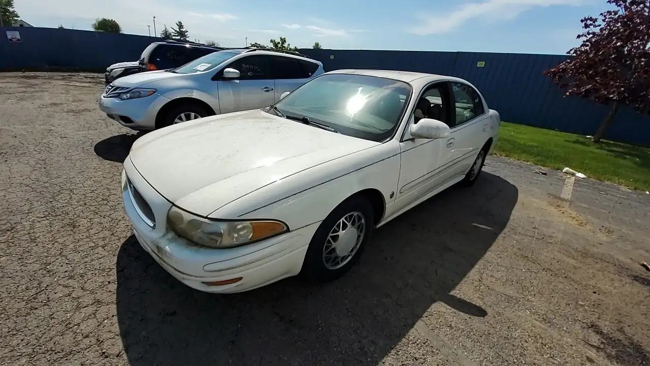 Photo of 2003 Buick Lesabre