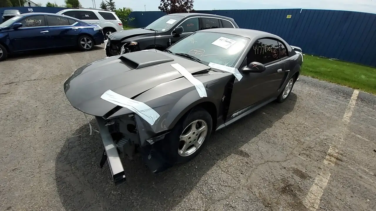 Photo of 2003 Ford Mustang