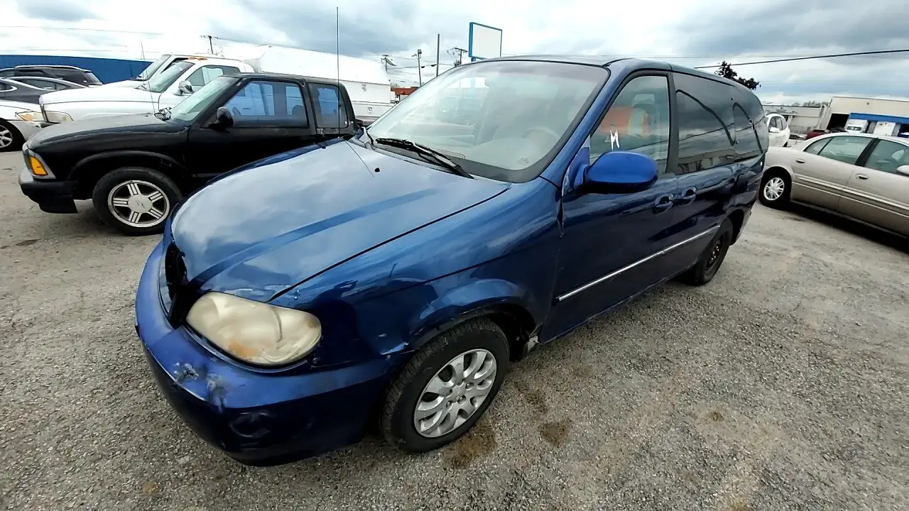 Photo of 2004 Kia Sedona